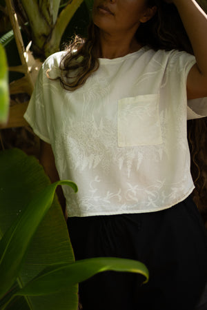 Kuahu | Cropped boxy top - white