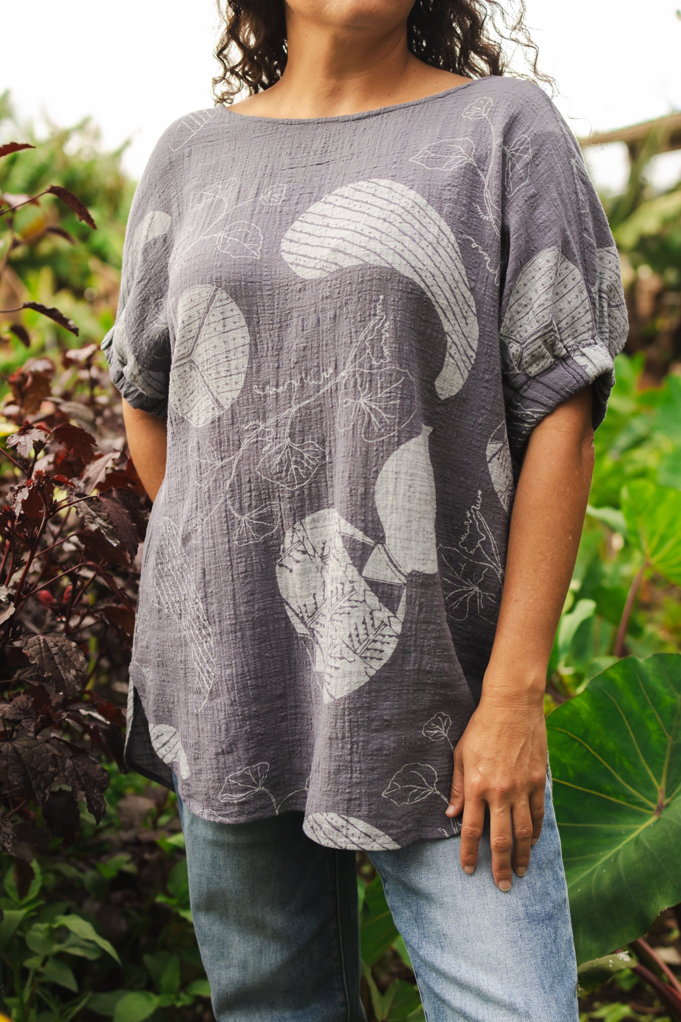 Ipu | Cinched Sleeve Top - grey