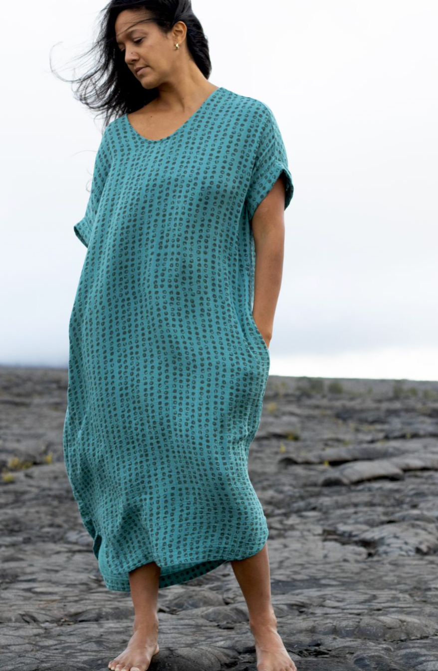 Haumea III. - Pūpū | Lahi Maxi Dress - marine blue